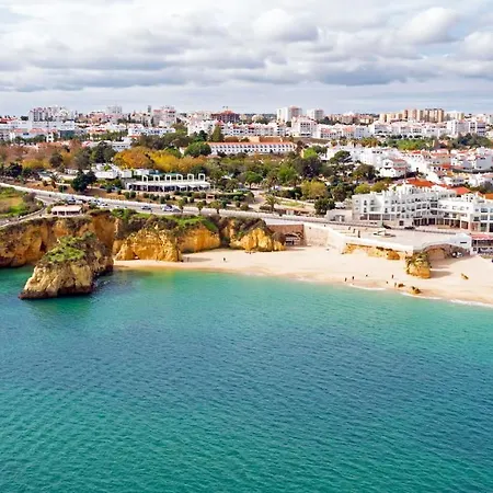 A57 - Lighthouse In Via Dona Ana Lagos