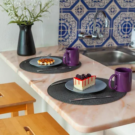 A57 - Lighthouse In Via Dona Ana Lagos