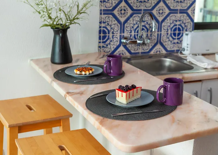 A57 - Lighthouse In Via Dona Ana ラゴス