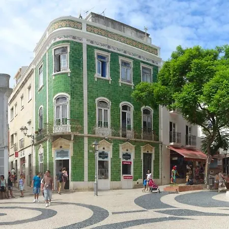 A57 - Lighthouse In Via Dona Ana Lagos