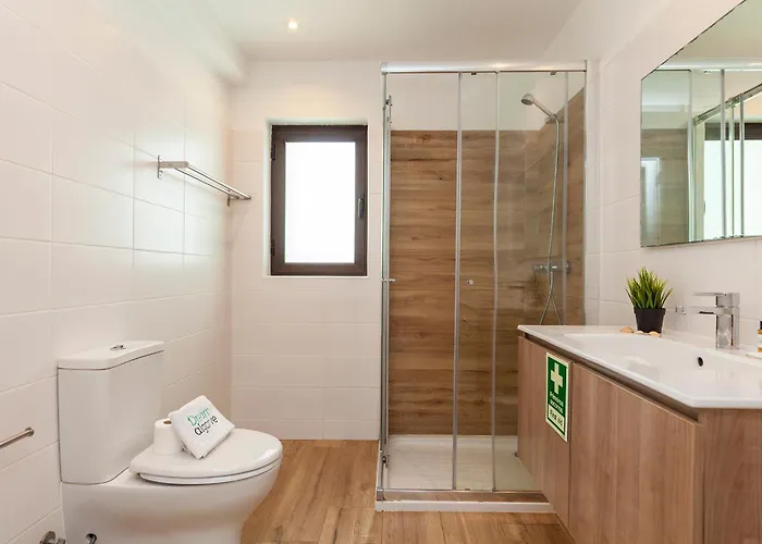 A57 - Lighthouse In Via Dona Ana 라고스